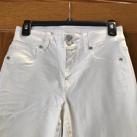 Maurices Jeans Maurices White Highrise Jeggings Poshmark
